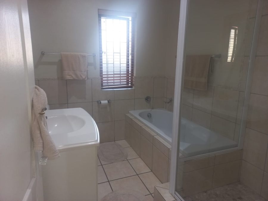 3 Bedroom Property for Sale in Gonubie Eastern Cape